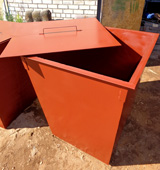 Контейнер для мусора металлический с крышкой