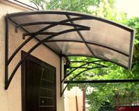 Металлический козырек односкатный дугообразный с декором (арт. МКС08)