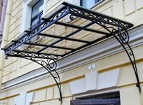 Металлический козырек прямой с подзором , кованый, монокарбонат (артикул МКК8)