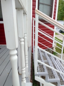  Крыльцо со ступенями из ПВЛ листа.