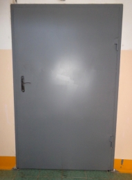 Дверь тамбурная одностворчатая