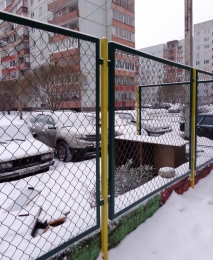 Ограждение мусорной площадки, сетка рабица