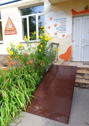 Пандус на лестницу из металла