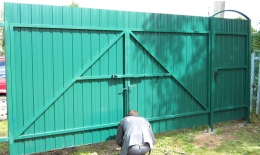 Ворота и калитка из профлиста, каркас - проф. труба