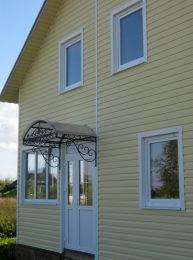 Козырек для частного дома, Шимский район, после установки