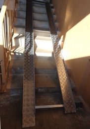 Пандус откидной облегченный (полностью из алюминия)