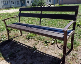 Скамья садовая с ковкой, коричневая