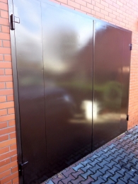 Ворота гаражные, распашные, двухлистовые