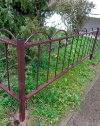 Заборчик газонный, покраска грунт-эмаль антикор.