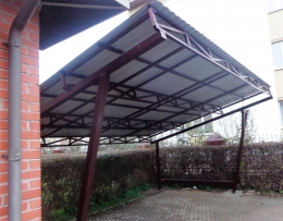 Навес односкатный, покрытый профлистом