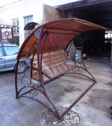 садовая качель с регулируемой спинкой