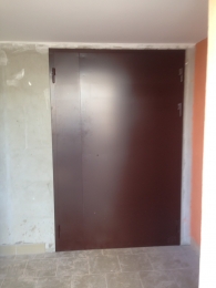 Двери подъездные 