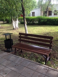 Скамейка и урна п. Шимск