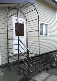 Входная группа с аркой