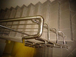 поворот поручня из нержавеющей стали