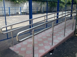 Перила из нержавеющей стали для пандуса