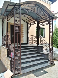 Навес с геометрическим узором