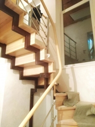 Лестница с поворотными ступенями г. Малая Вишера