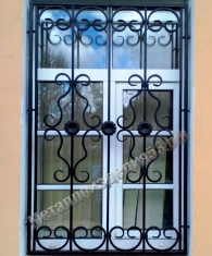 Решетка оконная с ковкой, крупный узор (артикул-РК10)