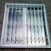 Решетка оконная сварная со средним декором (артикул-РС07)